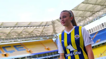 Fenerbahçe Petrol Ofisi 10 isimle yollarını ayırdı