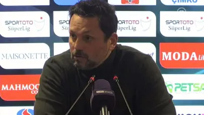 "Rakibin 5, benim 1 forvetim var"