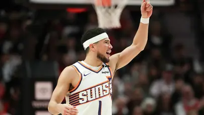 Devin Booker, Phoneix Suns'ta tarih yazdı