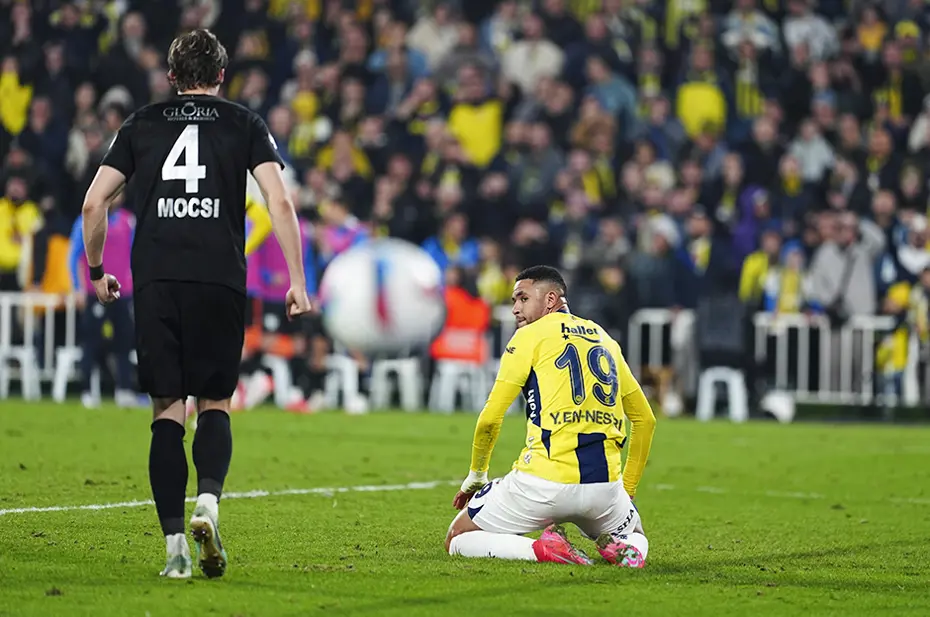 Trio ekibi noktayı koydu: 2 kırmızı kart ve penaltı kararı doğru mu? - 6 Trio ekibi noktayı koydu: 2 kırmızı kart ve penaltı kararı doğru mu? - 6