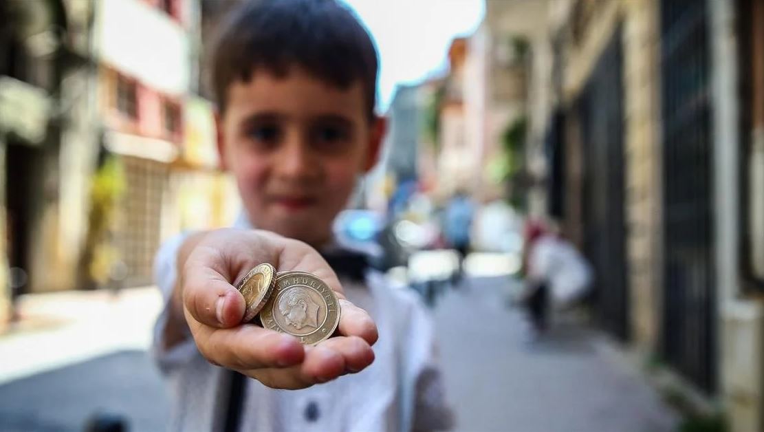 Ramazan Bayramı Mesajları 2024 Farklı Seçenekler | “Hayırlı bayramlar” ve “İyi Bayramlar” temalı bayram mesajları: Yeni, değişik, kurumsal, uzun, kısa ve yazılı Ramazan tebrik mesajları