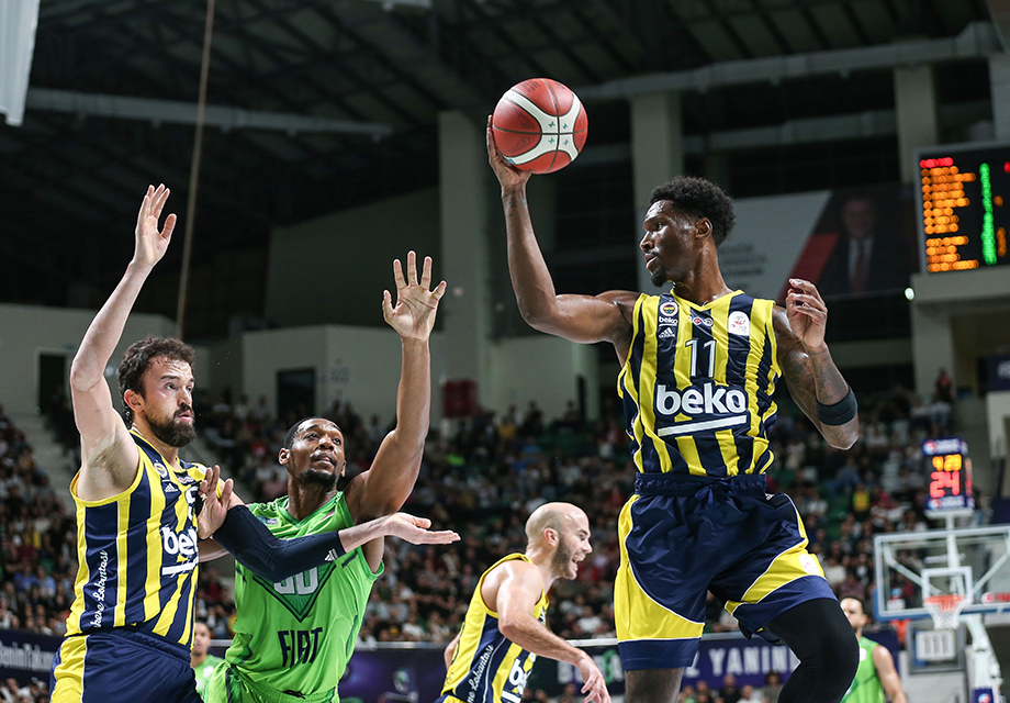 Fenerbahçe Beko, TOFAŞ deplasmanında kazandı