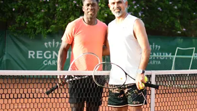 Bodrum FK'nin hocası İsmet Taşdemir, Seedorf ile tenis maçı yaptı: Set vermedi