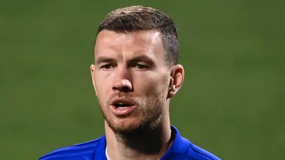 Edin Dzeko geri dönüş hazırlığında: Sözleşme detayları belli oldu
