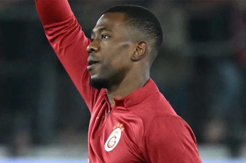Galatasaray'da şok ayrılık: Daha yeni 3.5 yıllık sözleşme imzalamıştı - 2
