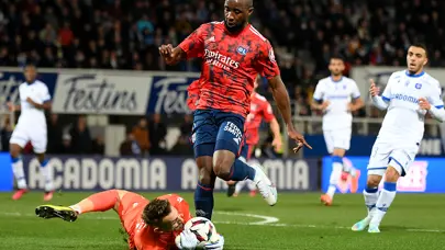 Moussa Dembele'den Galatasaray'a transfer yanıtı