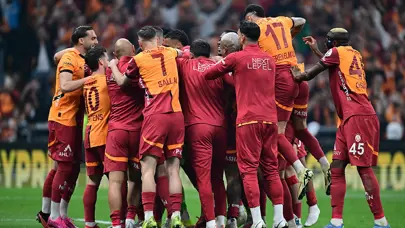 Galatasaray'ın 11 milyon euroya sattığı isim geri dönüyor: Teklif ortaya çıktı