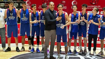 Ömer Kutluay babasının izinde; turnuvanın en değerli oyuncusu seçildi