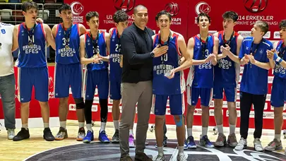 Ömer Kutluay babasının izinde; turnuvanın en değerli oyuncusu seçildi