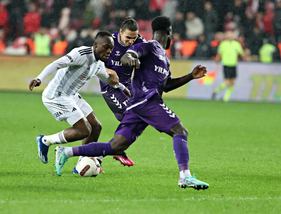 "Bu kadar uçabilir..." | Spor yazarlarından Beşiktaş yorumu - 6 "Bu kadar uçabilir..." | Spor yazarlarından Beşiktaş yorumu - 6