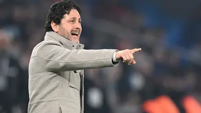 Fatih Tekke'den flaş transfer sözleri: "Aramızdan ayrılacak oyuncular olabilir" Fatih Tekke'den flaş transfer sözleri: "Aramızdan ayrılacak oyuncular olabilir"