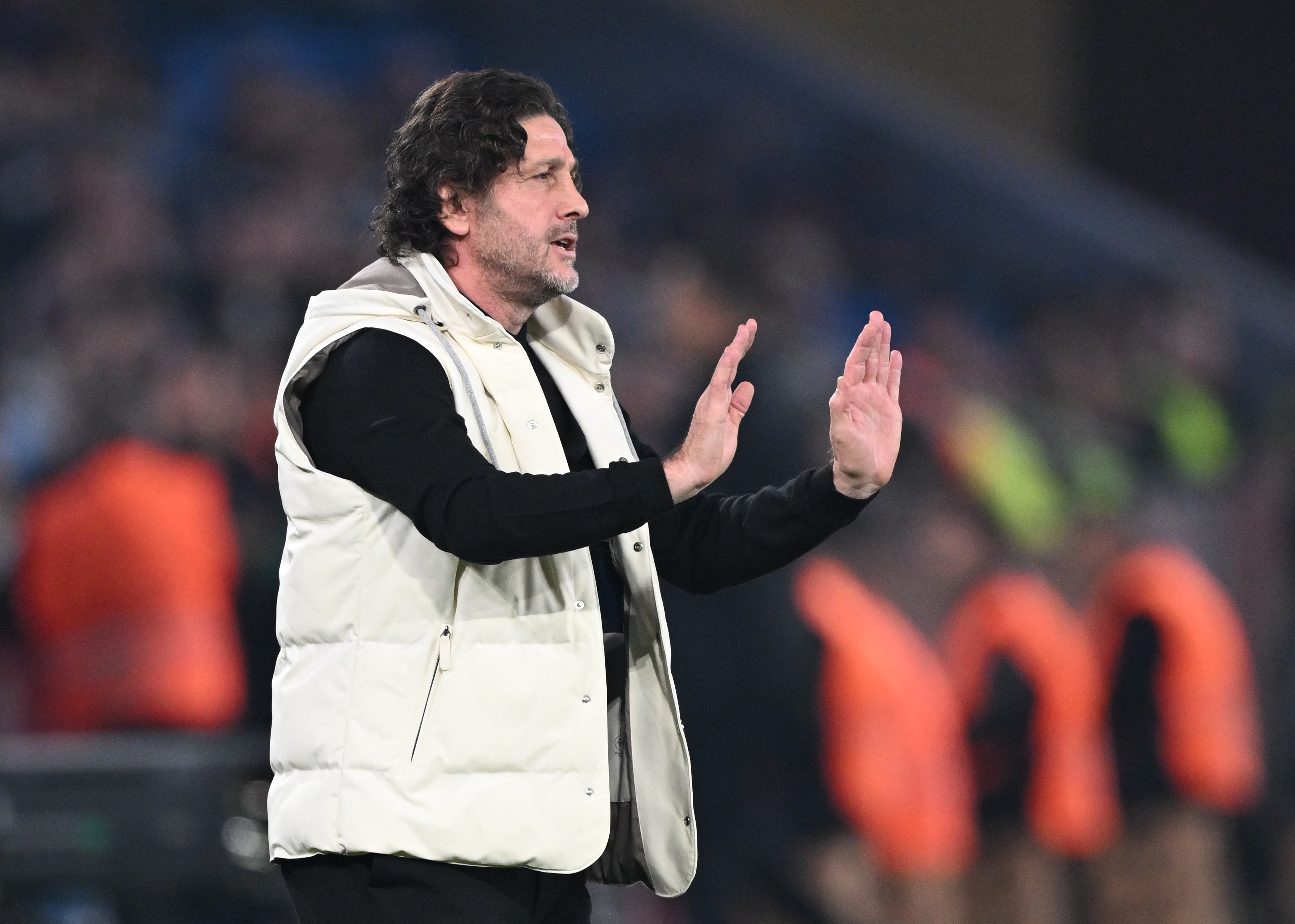 Fatih Tekke isyan etti: "Herkes elinde sopayla cephenin arkasında bekliyor"