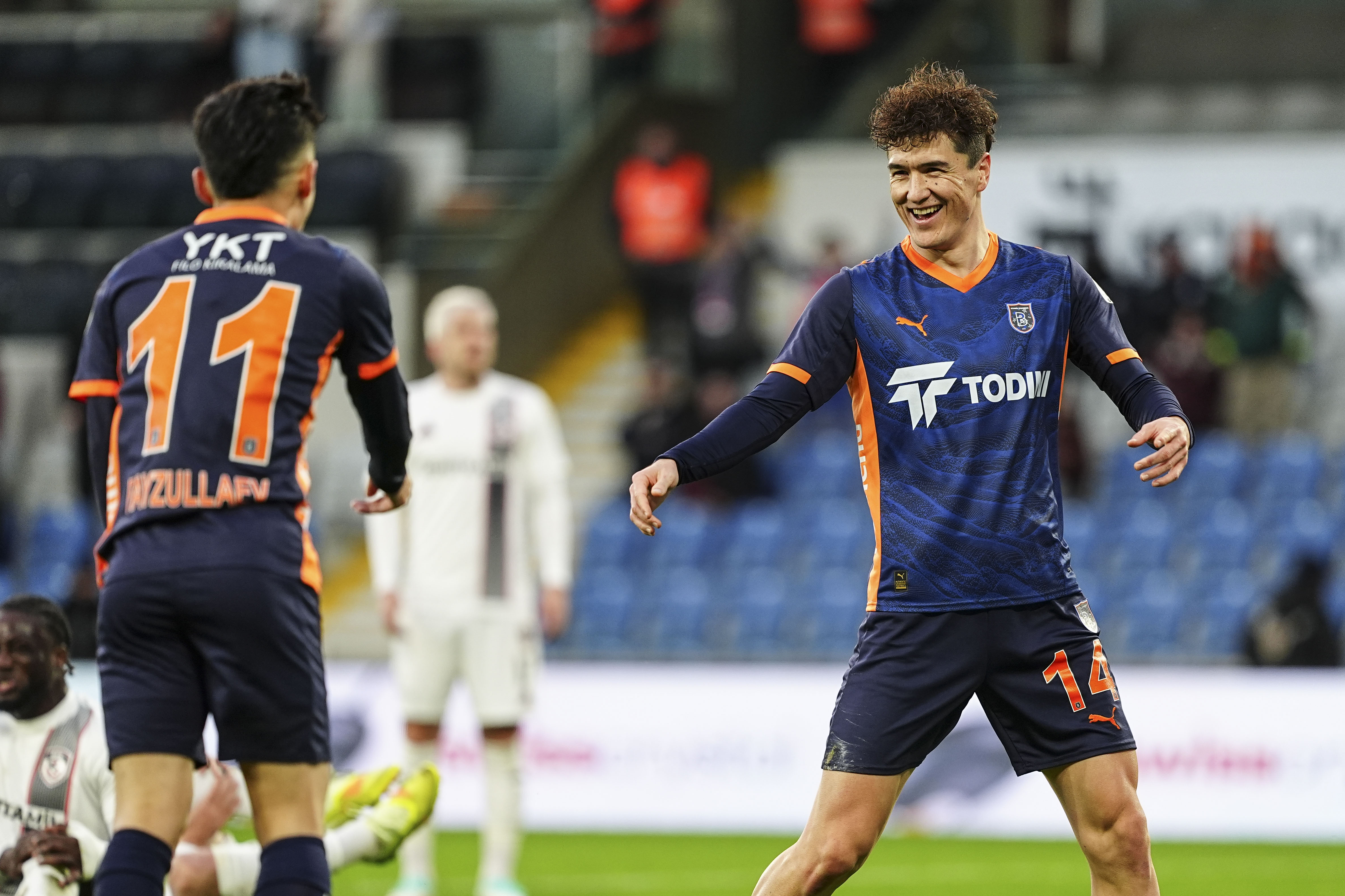 Başakşehir, Gaziantep FK'ya gol oldu yağdı