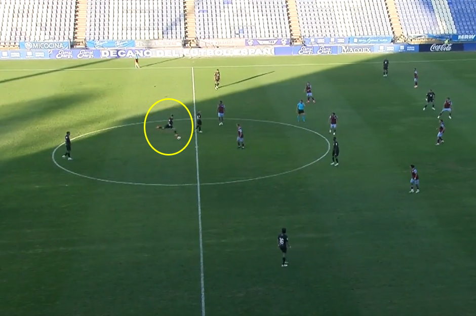 Marc Bartra'dan inanılmaz gol; orta sahadan attı