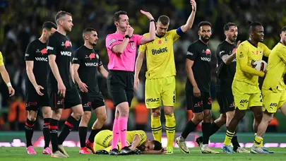 Fatih Karagümrük - Fenerbahçe maçı VAR konuşmaları