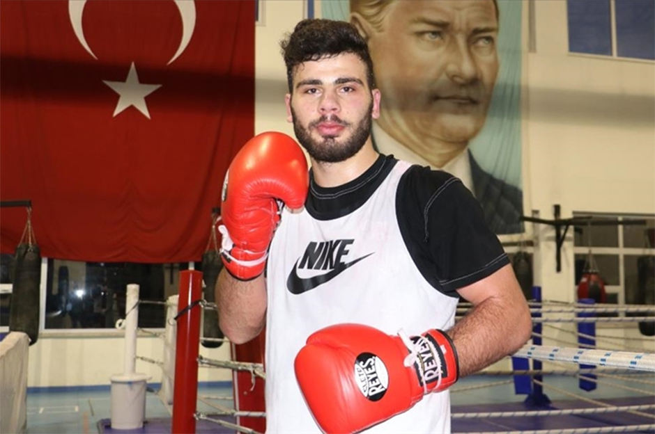 İsrailli rakibini yenen milli boksörden Filistin'e destek mesajı