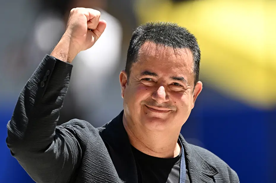 Osimhen ve Acun Ilıcalı aynı karede: Galatasaray maçtan önceki o fotoğrafı tek cümleyle paylaştı - 4 Osimhen ve Acun Ilıcalı aynı karede: Galatasaray maçtan önceki o fotoğrafı tek cümleyle paylaştı - 4