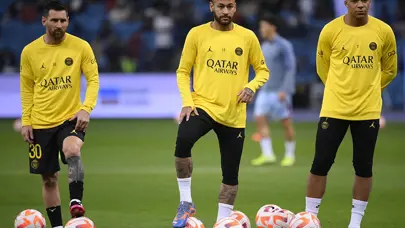 Messi, Neymar ve Mbappe 3'lüsü bozuluyor