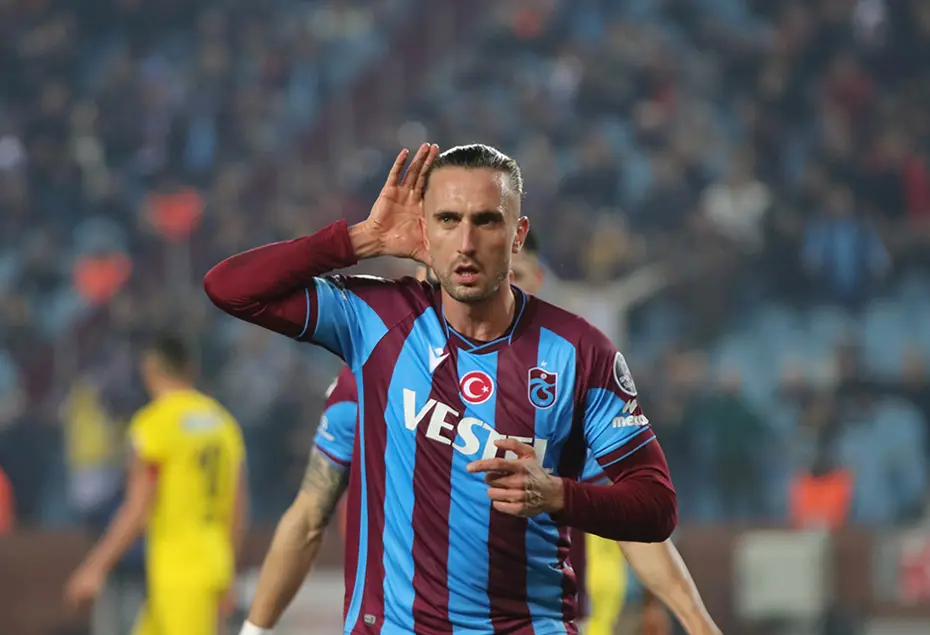 Yusuf Yazıcı'nın yeni sezonda formasını giyeceği takım belli gibi - 4
