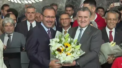 Osman Aşkın Bak, görevi Mehmet Muharrem Kasapoğlu’ndan devraldı