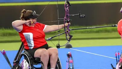 Öznur Cüre Girdi'den Paris 2024'te altın madalya