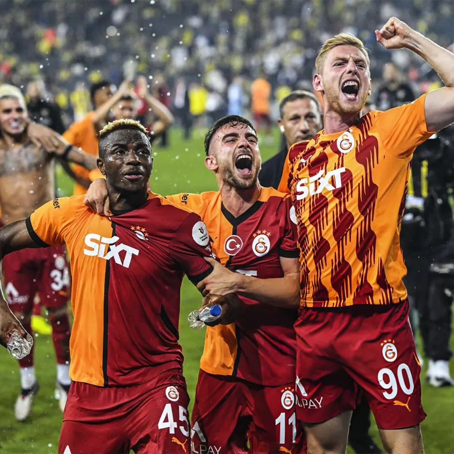 Galatasaray'ın derbi paylaşımları: Mourinho'ya 'Crying one' göndermesi - 8 Galatasaray'ın derbi paylaşımları: Mourinho'ya 'Crying one' göndermesi - 8