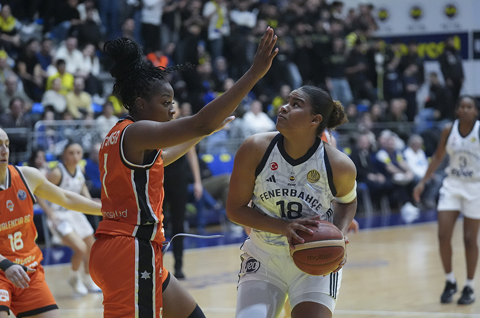 Fenerbahçe Opet, EuroLeague Kadınlar'da İspanyol ekibini devirdi