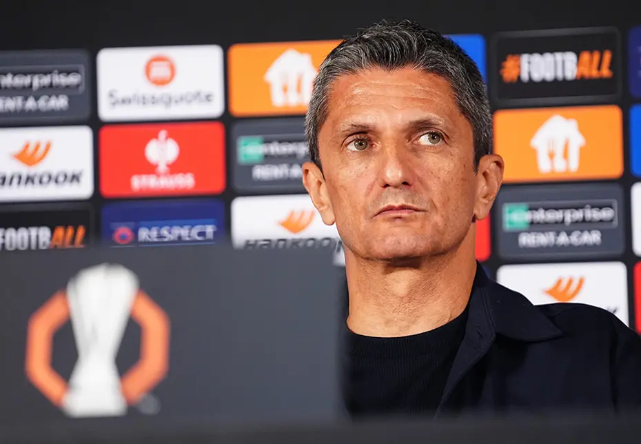 Beşiktaş'ın Sergen Yalçın sonrası görüşeceği ilk isim ortaya çıktı - 6 Beşiktaş'ın Sergen Yalçın sonrası görüşeceği ilk isim ortaya çıktı - 6