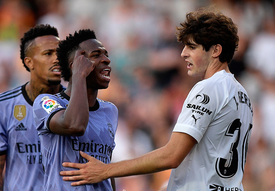 Vinicius sonunda La Liga'ya patladı: Kırmızı kart, kavga ve yine ırkçılık