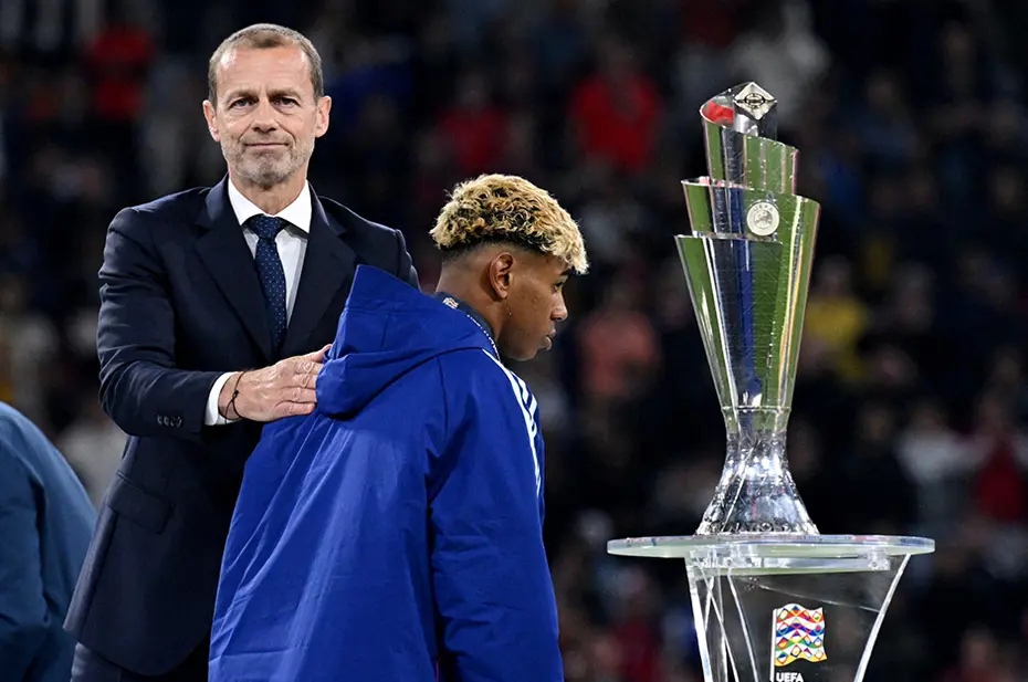 Lamine Yamal'dan olay hareket: Kupa töreninde yaptıkları ülke gündemine oturdu - 5