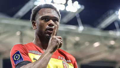 Yeni forvet Lois Openda; bonservis bedeli belli oldu