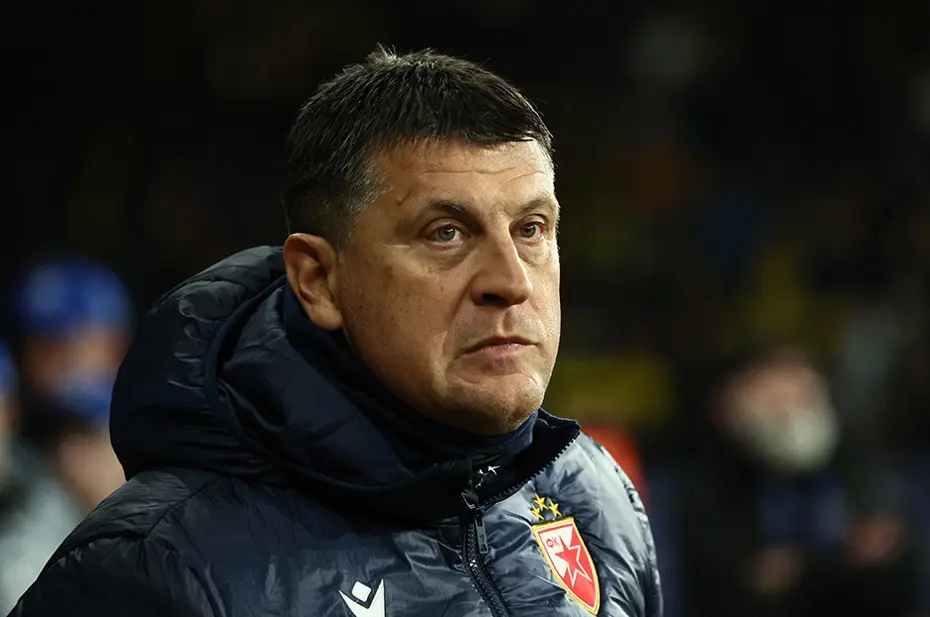 Gece yarısı bombayı patlattı: "Fenerbahçe'ye gidiyor, transfer tamamlandı" - 4 Gece yarısı bombayı patlattı: "Fenerbahçe'ye gidiyor, transfer tamamlandı" - 4