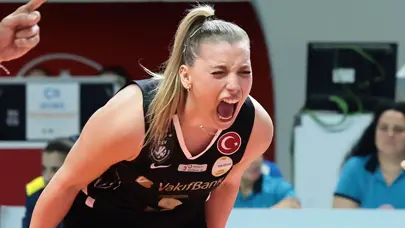 Vakıfbank, Şampiyonlar Ligi'nde Fenerbahçe'yi eledi Vakıfbank, Şampiyonlar Ligi'nde Fenerbahçe'yi eledi