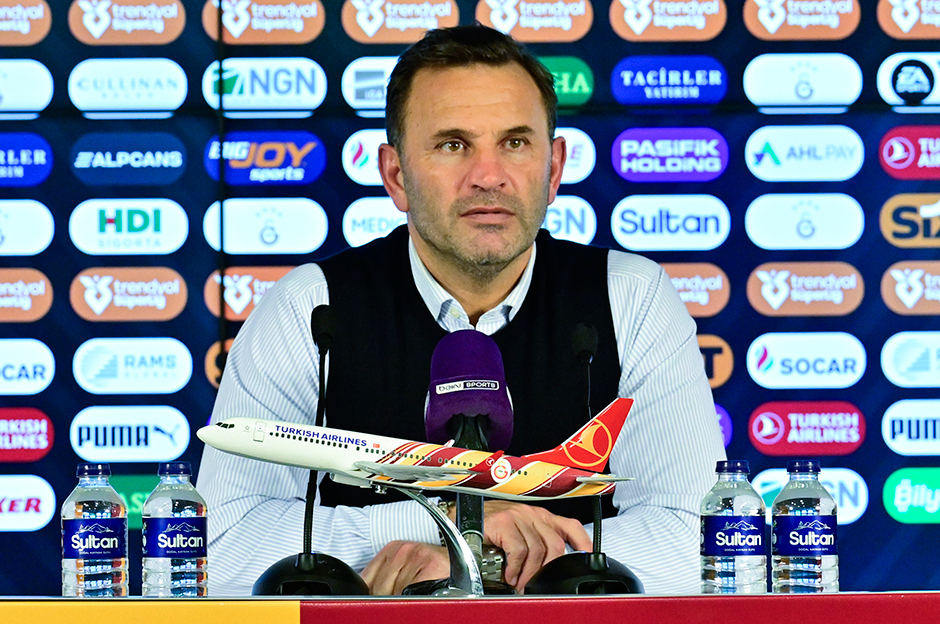 Okan Buruk'tan yabancı VAR ve transfer sözleri