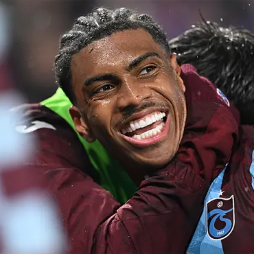 İşlem tamam! Felipe Augusto 1 yılda tam 4 katını kazandırarak gidiyorİşlem tamam! Felipe Augusto 1 yılda tam 4 katını kazandırarak gidiyor
