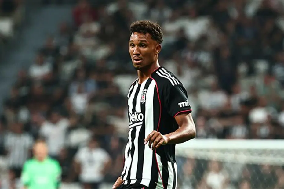 Sergen Yalçın'ın tamamen sildiği ismin sürpriz talibi çıktı: Ayrılık adım adım gerçekleşiyor - 4 Sergen Yalçın'ın tamamen sildiği ismin sürpriz talibi çıktı: Ayrılık adım adım gerçekleşiyor - 4