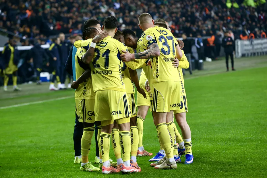 "Fenerbahçe için ekmek, su gibi" | Spor yazarları Fenerbahçe için ne dedi? - 2
