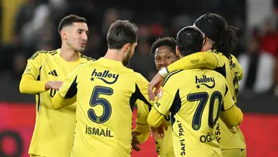 SÜPER LİG | Fenerbahçe - Samsunspor maçı ne zaman, saat kaçta, hangi kanalda? (Muhtemel 11) SÜPER LİG | Fenerbahçe - Samsunspor maçı ne zaman, saat kaçta, hangi kanalda? (Muhtemel 11)