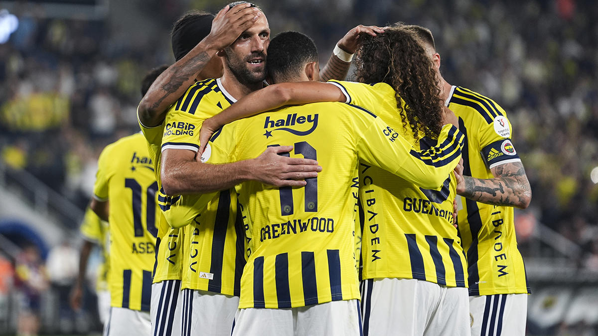 "Çok iyi bir ikili olacaklarının sinyallerini verdiler" | Spor yazarları Fenerbahçe için ne dedi?