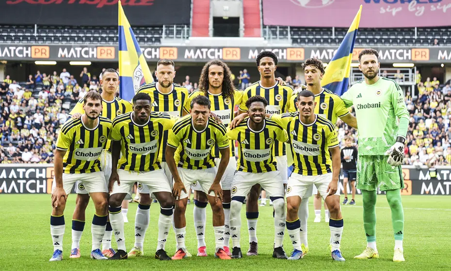 Fenerbahçe'nin UEFA listesi güncellendi: Kadroda iki değişiklik - 2 Fenerbahçe'nin UEFA listesi güncellendi: Kadroda iki değişiklik - 2