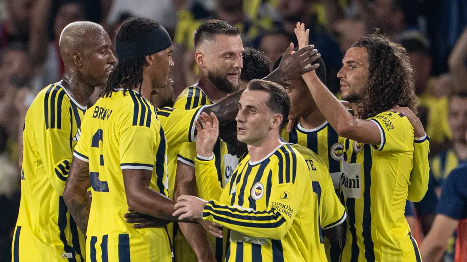 "Dün gecenin en büyük kazancı Kerem'in performansı" | Spor yazarları Fenerbahçe için ne dedi? - 3
