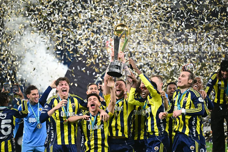 "Bir Tedesco başyapıtı" | Spor yazarları Galatasaray-Fenerbahçe derbisi için ne dedi? - 14