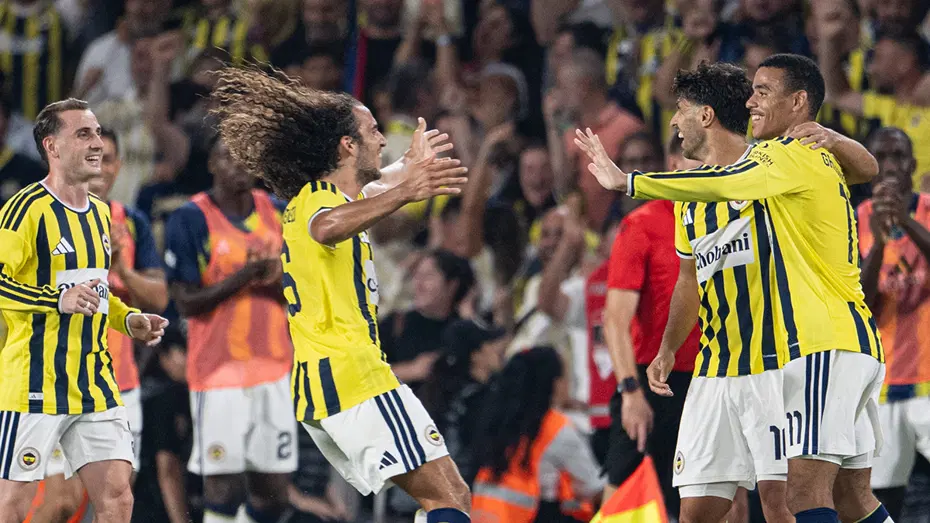 "Dün gecenin en büyük kazancı Kerem'in performansı" | Spor yazarları Fenerbahçe için ne dedi? - 3