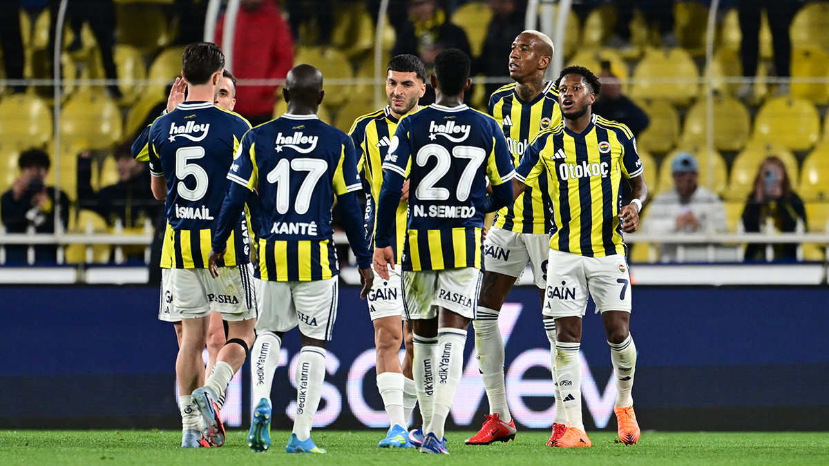 Fenerbahçe'nin kamp kadrosunda 3 eksik