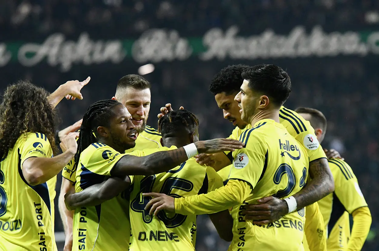 TÜRKİYE KUPASI | Fenerbahçe - Erzurumspor maçı ne zaman, saat kaçta, hangi kanalda? İlk 11'ler...