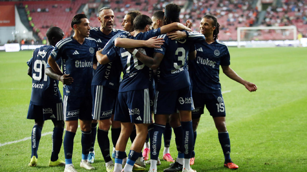 Oğuz Aydın'ın gecesi: Fenerbahçe, Samsun'dan 2 golle çıktı