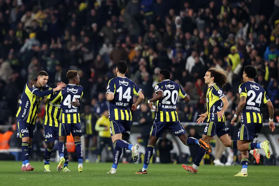 SÜPER LİG | Fenerbahçe - Başakşehir maçı ne zaman, saat kaçta, hangi kanalda? (İlk 11'ler) - 3