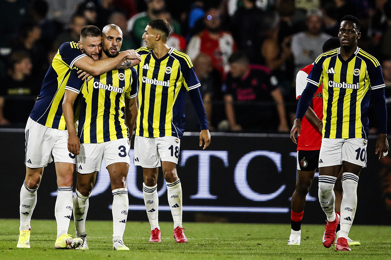 Sofyan Amrabat'tan tur yorumu: "Hayal kırıklığı yaşıyoruz"