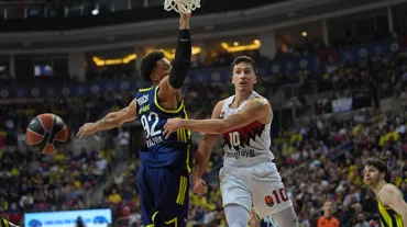 Fenerbahçe, Baskonia'ya şans tanımadı: Son 15 maçta 13. galibiyet