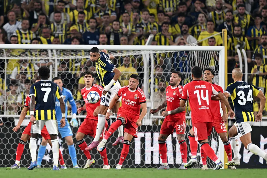 Yapay zeka, Benfica maçı biter bitmez açıkladı: Fenerbahçe, Şampiyonlar Ligi'ne katılabilecek mi? - 5 Yapay zeka, Benfica maçı biter bitmez açıkladı: Fenerbahçe, Şampiyonlar Ligi'ne katılabilecek mi? - 5